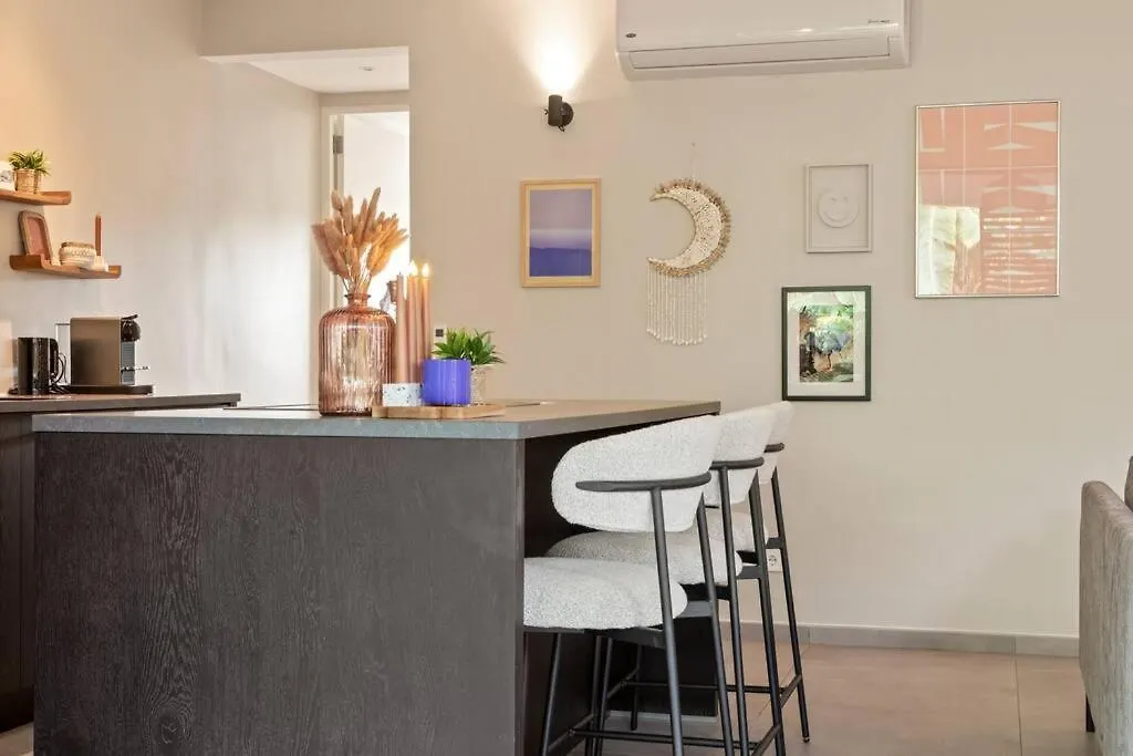 Jan Sofat Lux A12, Resort, Pool, Ground Floor Willemstad Curaçao