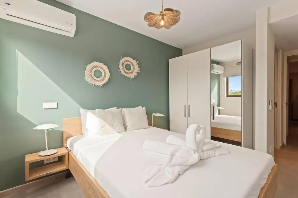 Jan Sofat Lux A12, Resort, Pool, Ground Floor Willemstad